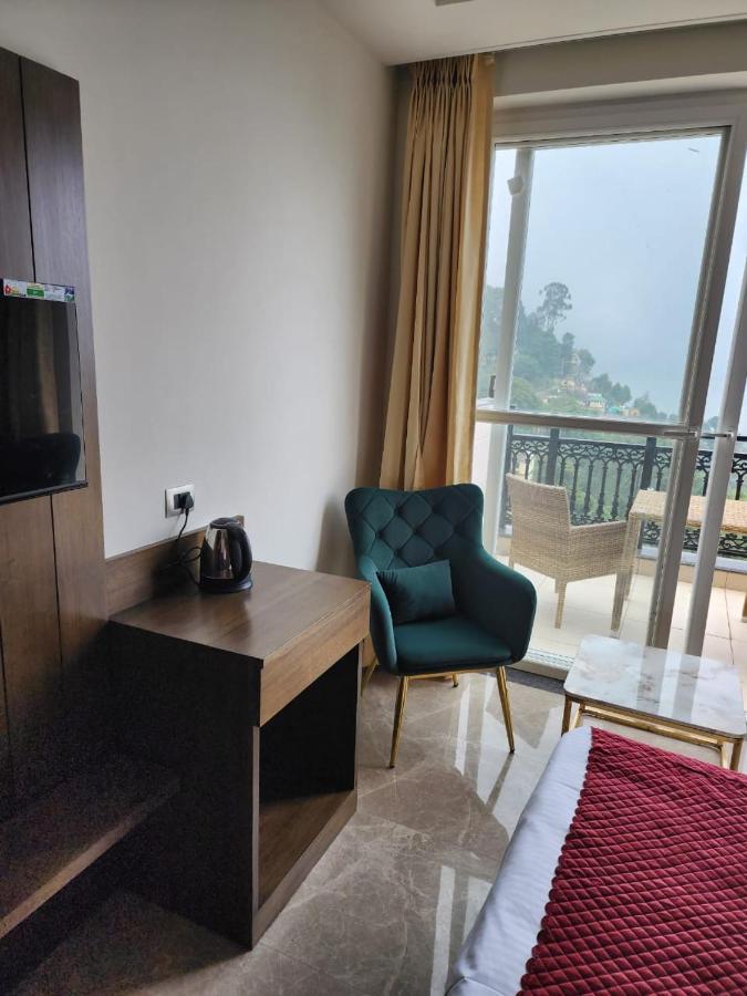 Luxe Resorts - Centrally Heated Air Conditioned Hotel In The Heart Of Kasauli Exteriér fotografie