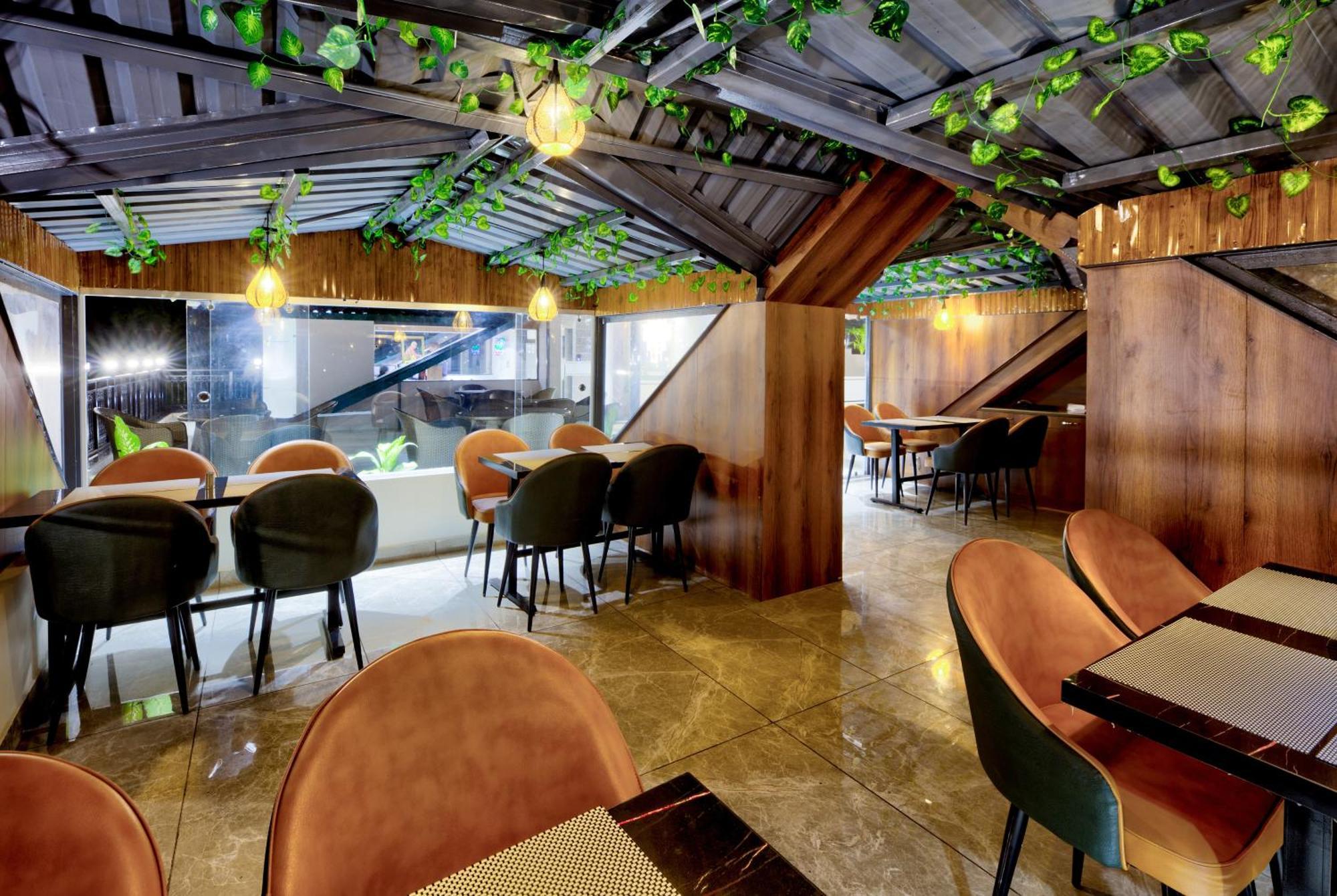 Luxe Resorts - Centrally Heated Air Conditioned Hotel In The Heart Of Kasauli Exteriér fotografie
